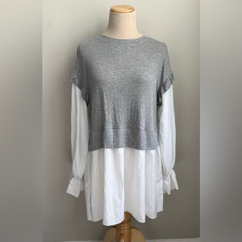 Coeur De Vague Gray White Tiered Popover Tunic Top XL